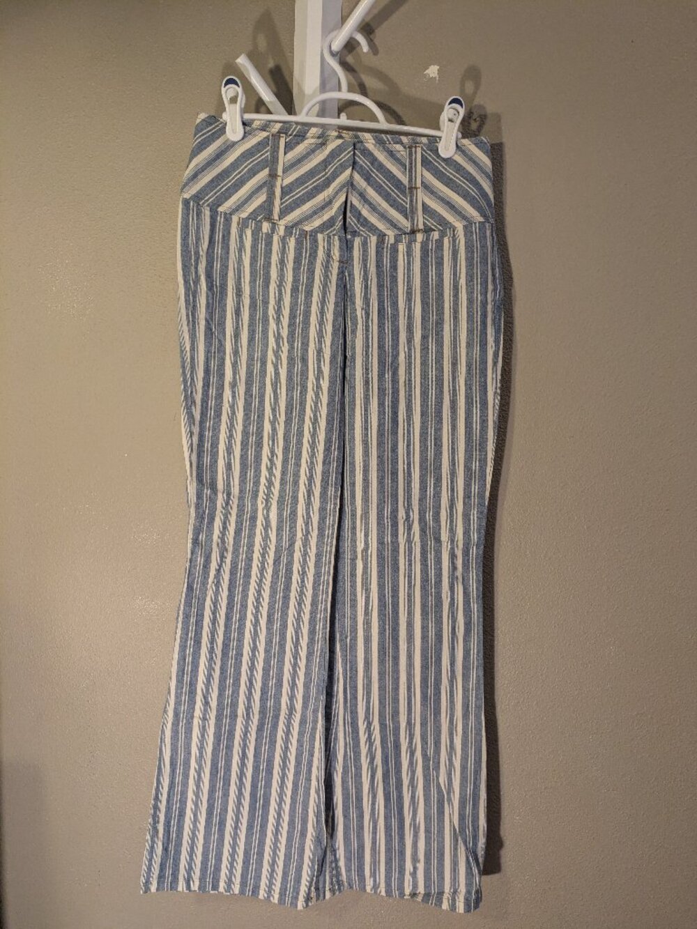 Blue and white stripe cotton pants